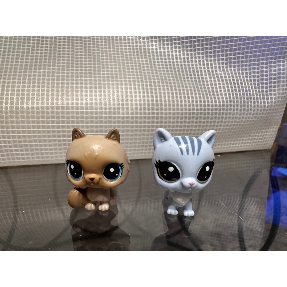 Littlest Pet Shops LPS 3-73 Himmy Himalaya & 3-72 Carly Manxton lot of 2